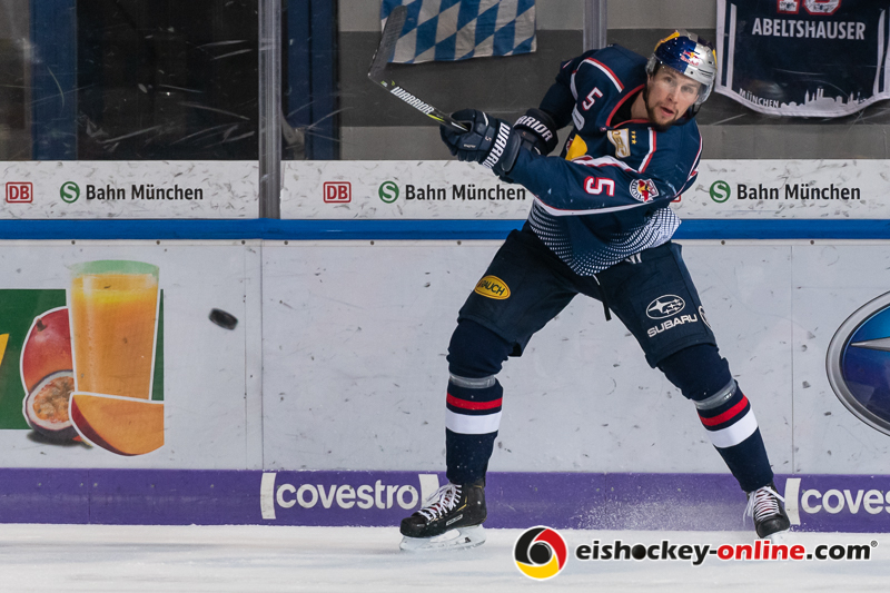 Keith Aulie (EHC Red Bull Muenchen) in der 2. Finalbegegnung in den Playoffs der Deutschen Eishockey Liga zwischen dem EHC Red Bull München und den Adler Mannheim am 20.04.2019.