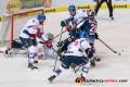 Betrieb vor dem Tor von Dennis Endras (Torwart, Adler Mannheim) in der 4. Finalbegegnung in den Playoffs der Deutschen Eishockey Liga zwischen dem EHC Red Bull München und den Adler Mannheim am 24.04.2019.