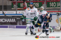 Brady Lamb (Augsburger Panther) und Justin Shugg (EHC Red Bull Muenchen) in der 3. Halbfinalbegegnung in den Playoffs der Deutschen Eishockey Liga zwischen dem EHC Red Bull München und den Augsburger Panthern am 07.04.2019.