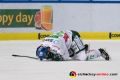 Arvids Rekis (Augsburger Panther) verletzt am Boden in der 3. Halbfinalbegegnung in den Playoffs der Deutschen Eishockey Liga zwischen dem EHC Red Bull München und den Augsburger Panthern am 07.04.2019.