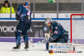 Blake Parlett (EHC Red Bull Muenchen) und Daniel Fiessinger (Torwart, EHC Red Bull Muenchen) in der Hauptrundenbegegnung der Deutschen Eishockey Liga zwischen dem EHC Red Bull München und den Augsburger Panthern am 30.01.2020.