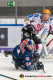 Trevor Parkes (EHC Red Bull Muenchen) und Mike Moore (Fischtown Pinguins Bremerhaven) in der Hauptrundenbegegnung der Deutschen Eishockey Liga zwischen dem EHC Red Bull München und den Fischtown Pinguins Bremerhaven am 03.11.2019.