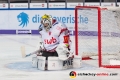 Jaroslav Huebl (Torwart, Fischtown Pinguins Bremerhaven) bei der Abwehr eines Schusses in der Hauptrundenbegegnung der Deutschen Eishockey Liga zwischen dem EHC Red Bull München und den Fischtown Pinguins Bremerhaven am 23.11.2018.