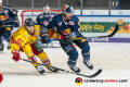 Bernhard Ebner (Duesseldorfer EG) gegen Yasin Ehliz (EHC Red Bull Muenchen) in der Hauptrundenbegegnung der Deutschen Eishockey Liga zwischen dem EHC Red Bull München und der Duesseldorfer EG am 15.09.2019.