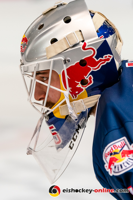 Kevin Reich (Torwart, EHC Red Bull Muenchen) in der Hauptrundenbegegnung der Deutschen Eishockey Liga zwischen dem EHC Red Bull München und den Iserlohn Roosters am 13.10.2019.