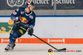 Emil Quaas (EHC Red Bull Muenchen) erzielte mit dem 3:0 seinen ersten DEL-Treffer in dieser Saison in der Hauptrundenbegegnung der Deutschen Eishockey Liga zwischen dem EHC Red Bull München und den Krefeld Pinguinen am 30.12.2019.