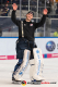 Daniel Fiessinger (Torwart, EHC Red Bull Muenchen) lässt sich von den Fans feiern nach der Hauptrundenbegegnung der Deutschen Eishockey Liga zwischen dem EHC Red Bull München und den Krefeld Pinguinen am 30.12.2019.