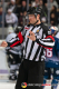 Hauptschiedsrichter Aleksi Rantala in der Hauptrundenbegegnung der Deutschen Eishockey Liga zwischen dem EHC Red Bull München und den Thomas Sabo Ice Tigers am 15.11.2019.