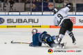 Dieses Foul von Brandon Buck (Thomas Sabo Ice Tigers) an Philip Gogulla (EHC Red Bull Muenchen) fuehrte zu einem Penaltyschuss fuer Muenchen im in der Hauptrundenbegegnung der Deutschen Eishockey Liga zwischen dem EHC Red Bull München und den Thomas Sabo Ice tigers am 29.09.2019.