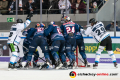 Münchner Bollwerk ums eigene Tor in der Hauptrundenbegegnung der Deutschen Eishockey Liga zwischen dem EHC Red Bull München und den Straubing Tigers am 29.11.2019.