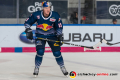 Jason Jaffray (EHC Red Bull Muenchen) wieder zurück auf dem Eis in der Hauptrundenbegegnung der Deutschen Eishockey Liga zwischen dem EHC Red Bull München und den Straubing Tigers am 29.11.2019.