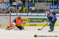 Chris Bourque (EHC Red Bull Muenchen) verpasst beim Penalty Shootout gegen Felix Brueckmann (Torwart, Grizzlys Wolfsburg) in der Hauptrundenbegegnung der Deutschen Eishockey Liga zwischen dem EHC Red Bull München und den Grizzlys Wolfsburg am 05.01.2020.