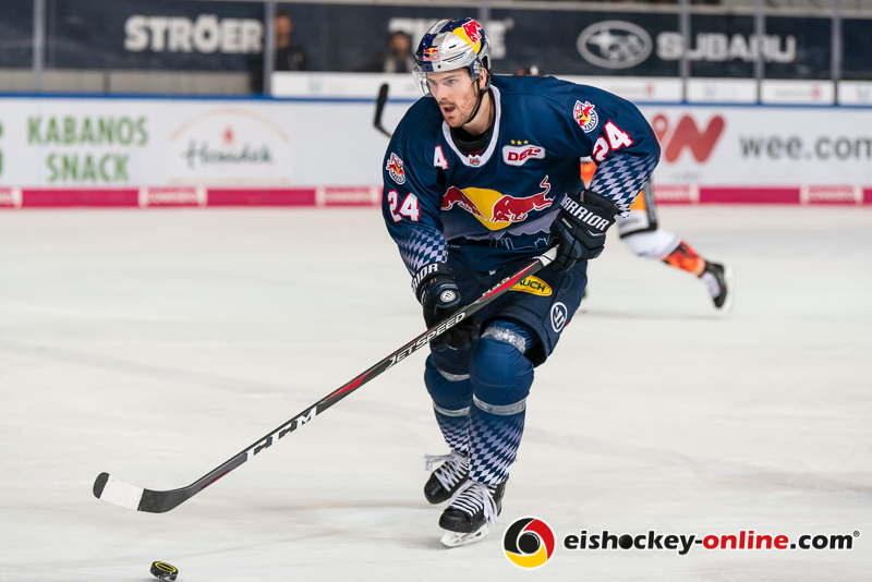 Bobby Sanguinetti (EHC Red Bull Muenchen) in der Hauptrundenbegegnung der Deutschen Eishockey Liga zwischen dem EHC Red Bull München und den Grizzlys Wolfsburg am 11.10.2019.