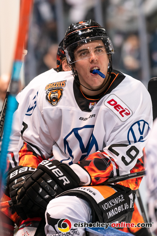 Valentin Busch (Grizzlys Wolfsburg) in der Hauptrundenbegegnung der Deutschen Eishockey Liga zwischen dem EHC Red Bull München und den Grizzlys Wolfsburg am 11.10.2019.
