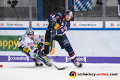 Sean Backman (Eisbaeren Berlin) und Konrad Abeltshauser (EHC Red Bull Muenchen) in der 3. Viertelfinalbegegnung in den Playoffs der Deutschen Eishockey Liga zwischen dem EHC Red Bull München und den Eisbären Berlin am 17.03.2019.