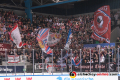 Der Berliner Fanblock in der 5. Viertelfinalbegegnung in den Playoffs der Deutschen Eishockey Liga zwischen dem EHC Red Bull München und den Eisbären Berlin am 24.03.2019.