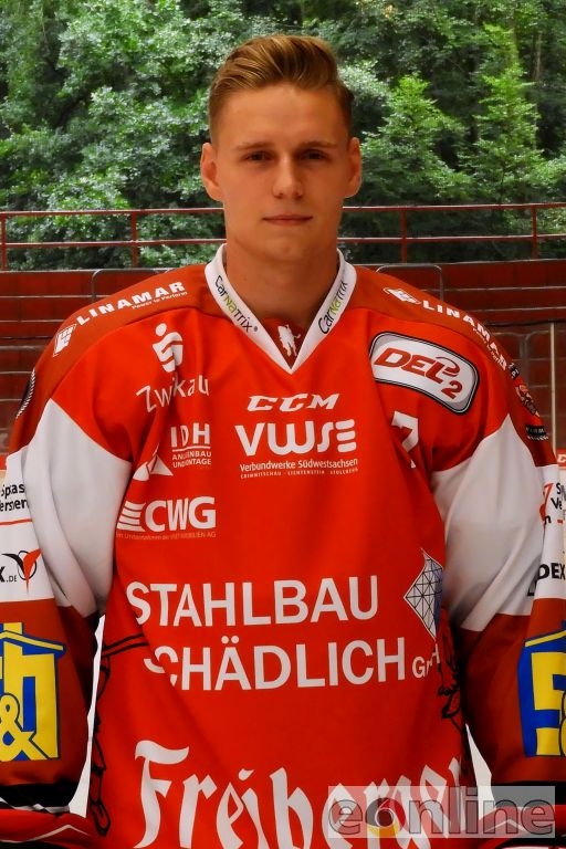 #07 Adam Poldruhak
