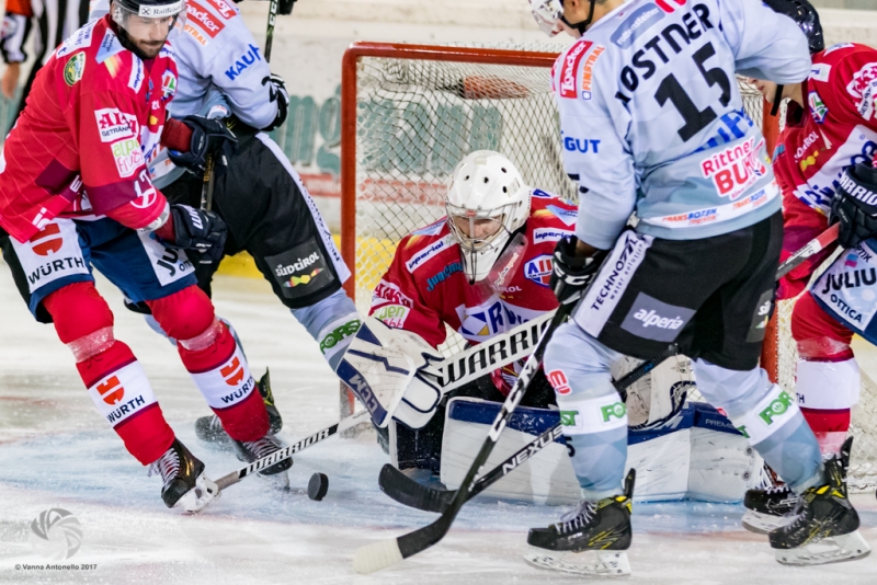 HC Neumarkt vs Rittner Buam_48
