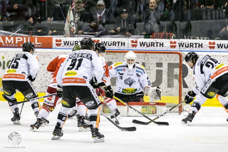 HCB Südtirol vs Dornbirn Bulldogs_Q4_33